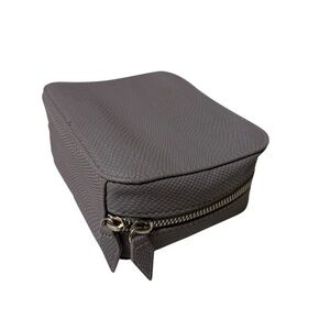 Trish McEvoy Petite Makeup
Planner Cosmetic Travel Case Bag
Beige Tan Color